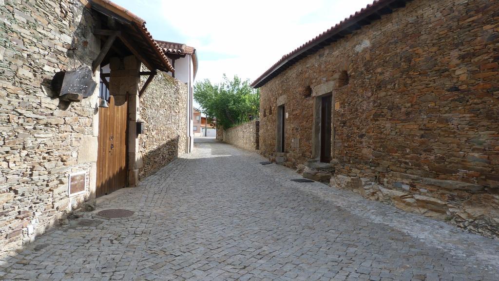 Casas De Campo Da Quinta Entre Rios Mirandela Extérieur photo